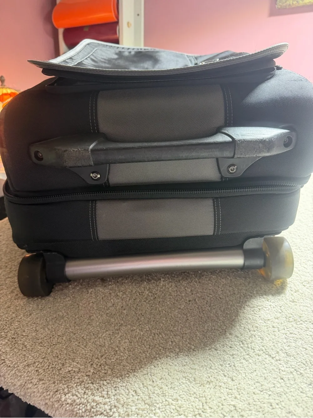 Timbuk2 Copilot Luggage Roller 2-Wheel Rolling Suitcase Carry On Black Grey